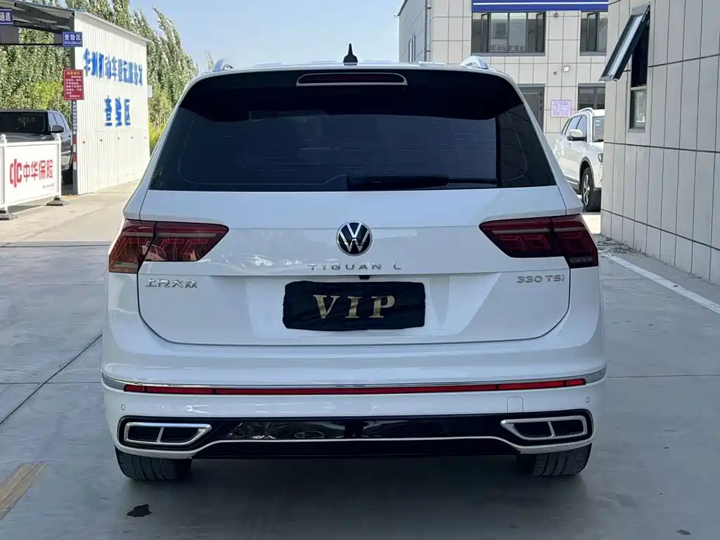 Volkswagen Tiguan L 2023