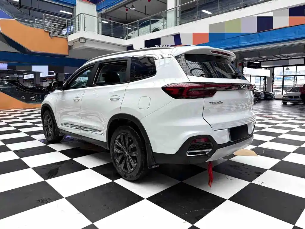 Chery Tiggo 8 2021 — фото 17