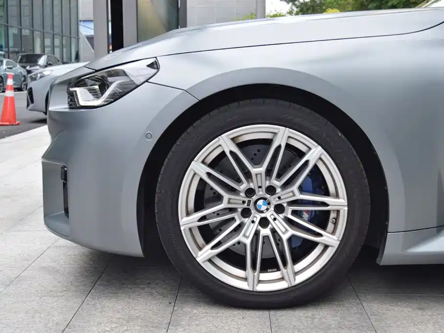 BMW M2 2025 — фото 13