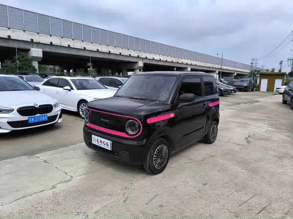 Geely Galaxy Panda 2023
