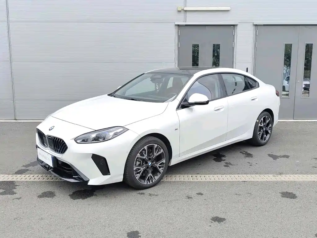 BMW 2 Series 2025 — фото 1