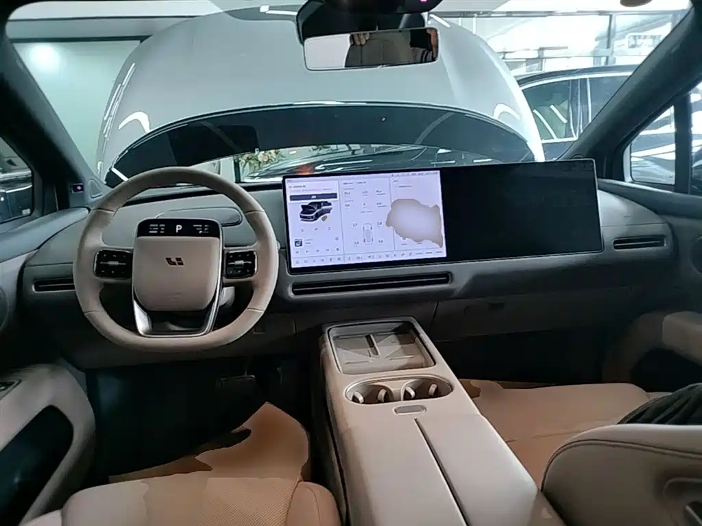 Li Auto i6 2025 — фото 10