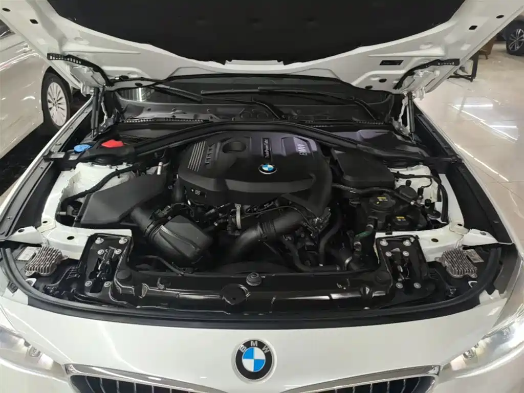 BMW 3 Series GT 2021 — фото 20