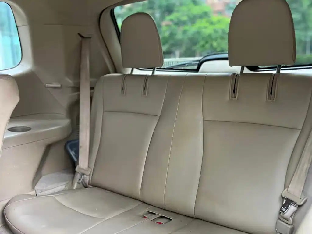 Toyota Highlander 2010 — фото 11
