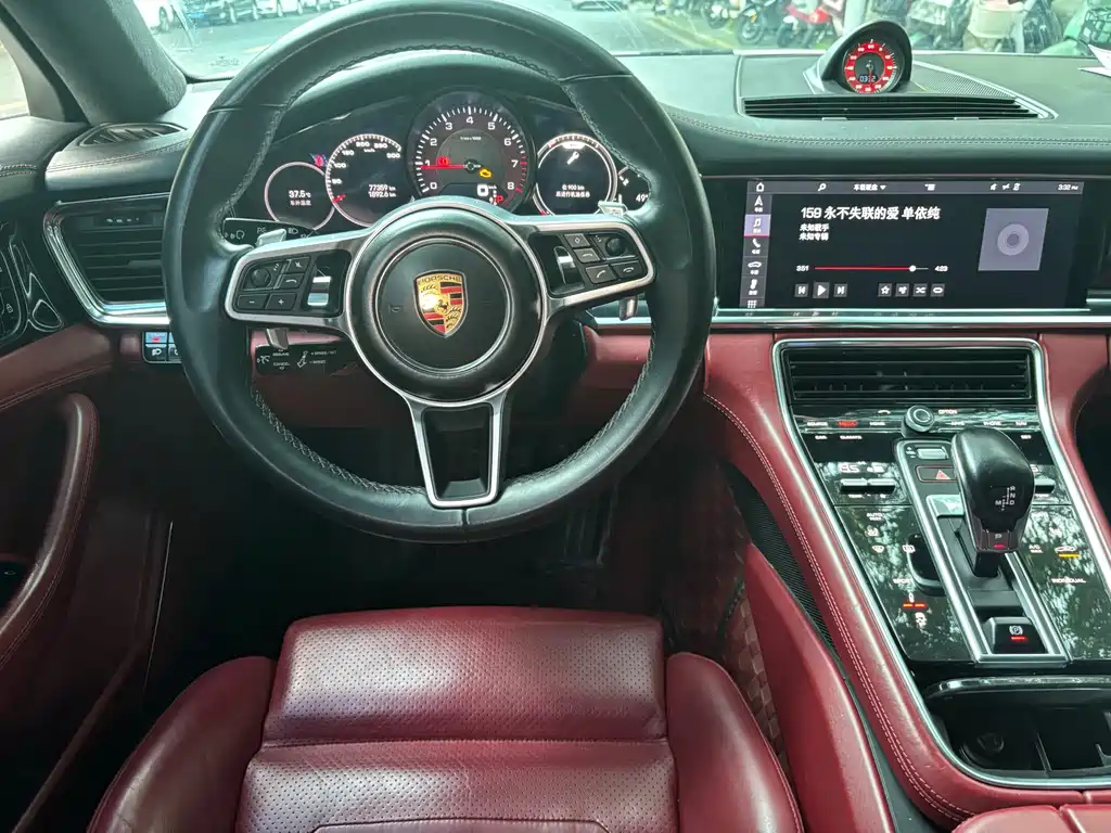 Porsche Panamera 2021 — фото 10