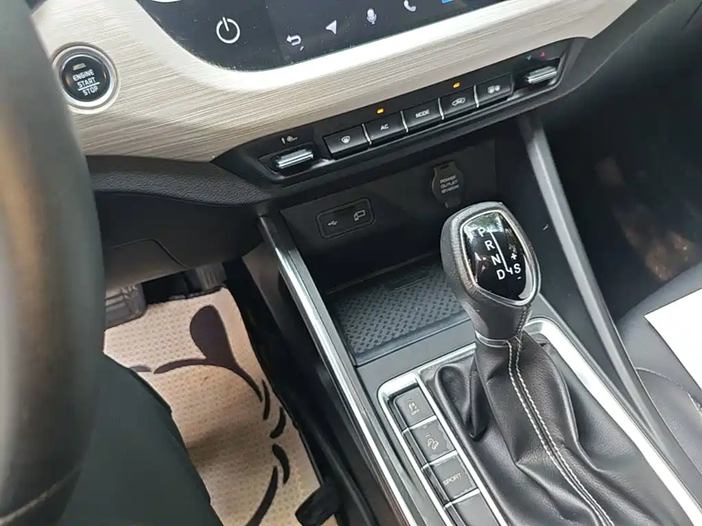 Geely Vision X3 2020 — фото 14