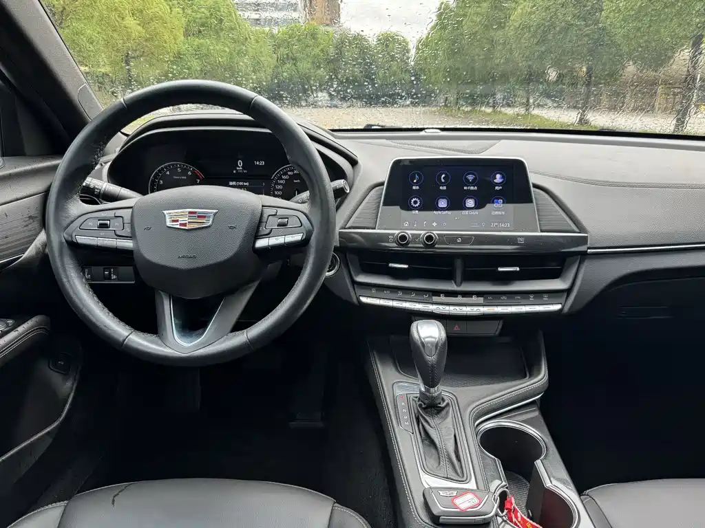 Cadillac CT4 2021 — фото 14