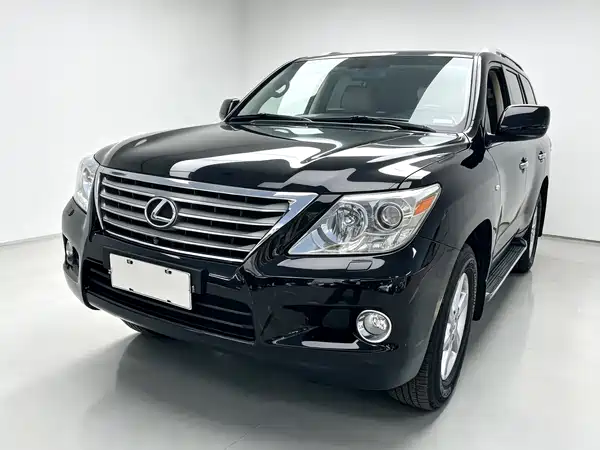 Lexus LX 2012