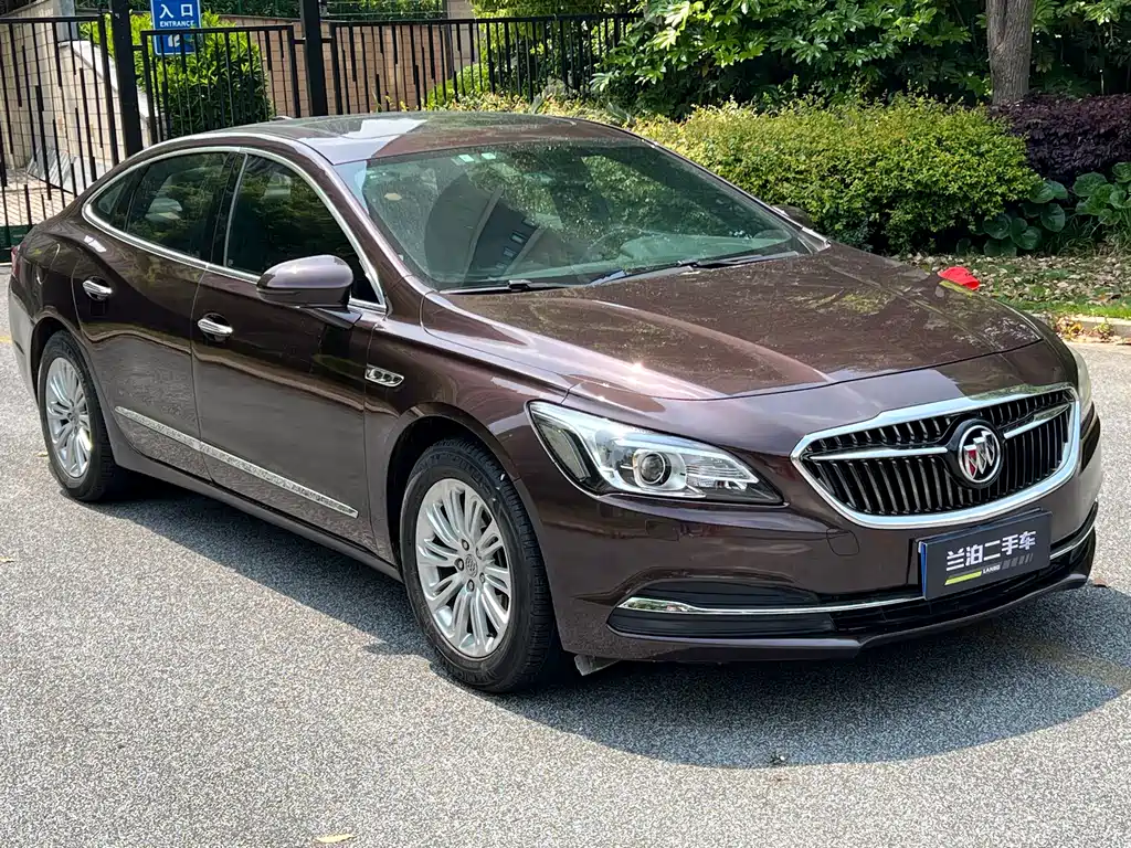 Buick LaCrosse 2018 — фото 3