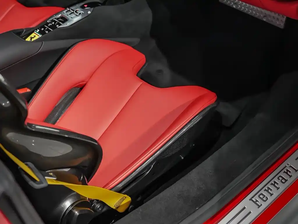 Ferrari SF90 2024 — фото 13
