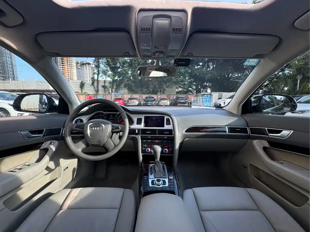 Audi A6L 2010