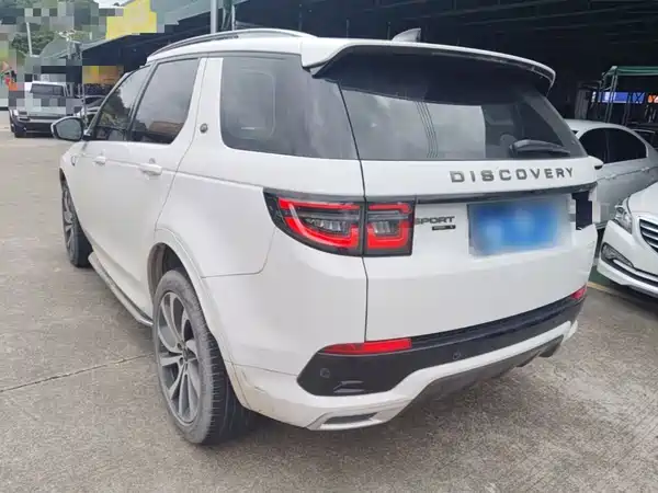 Land Rover Discovery Sport 2021