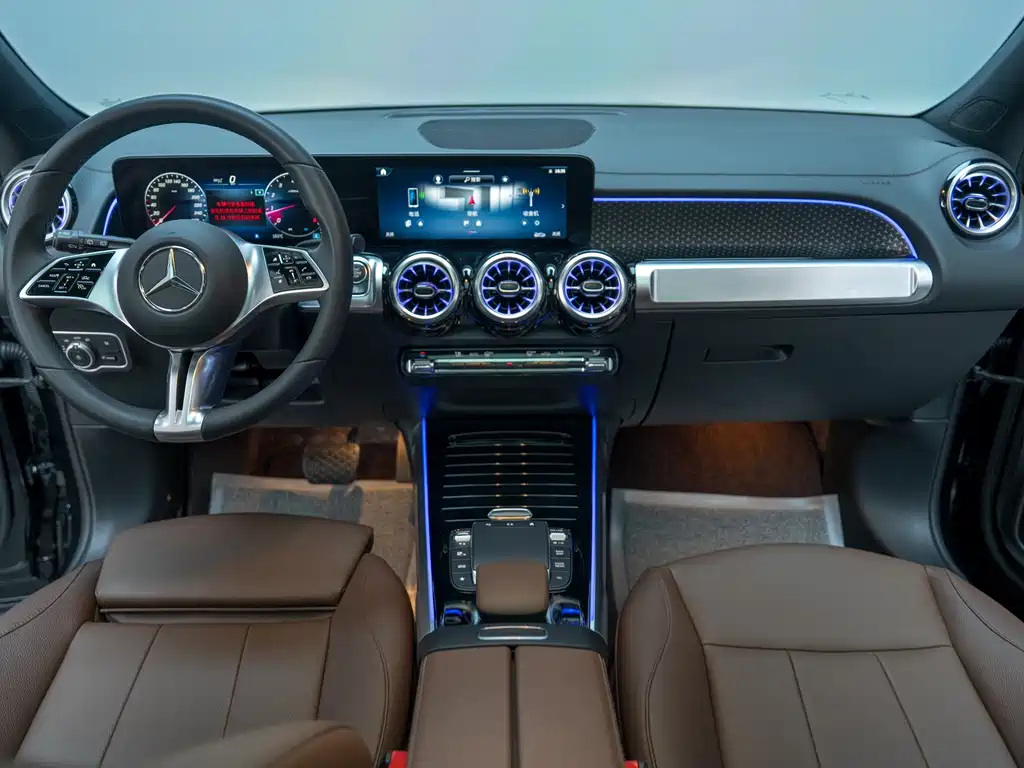 Mercedes-Benz GLB 2024 — фото 10