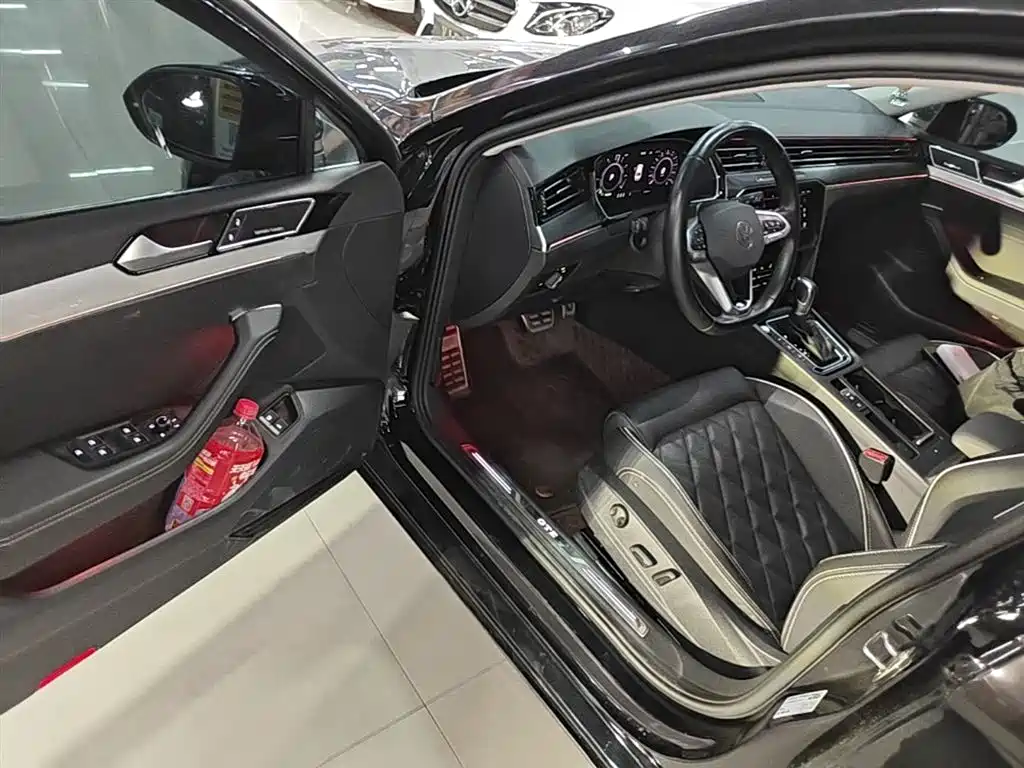 Volkswagen Magotan GTE PHEV 2023 — фото 16
