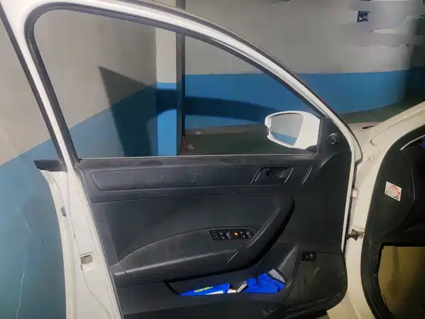 Volkswagen Santana 2015