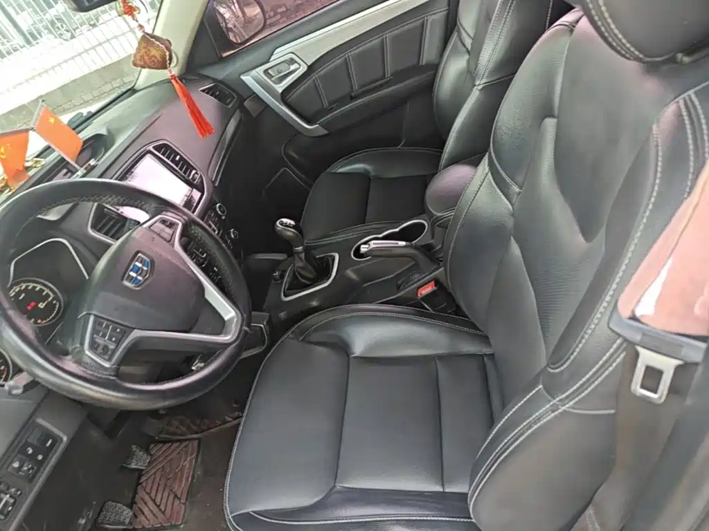Geely Vision X6 2017 — фото 15