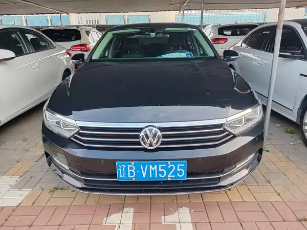 Volkswagen Magotan 2016