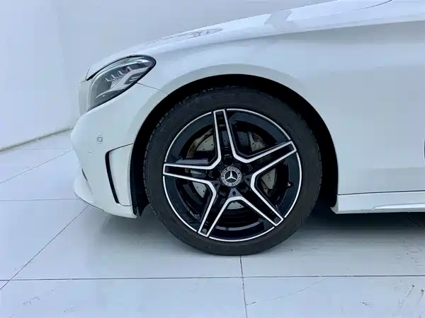 Mercedes-Benz C-Class 2021