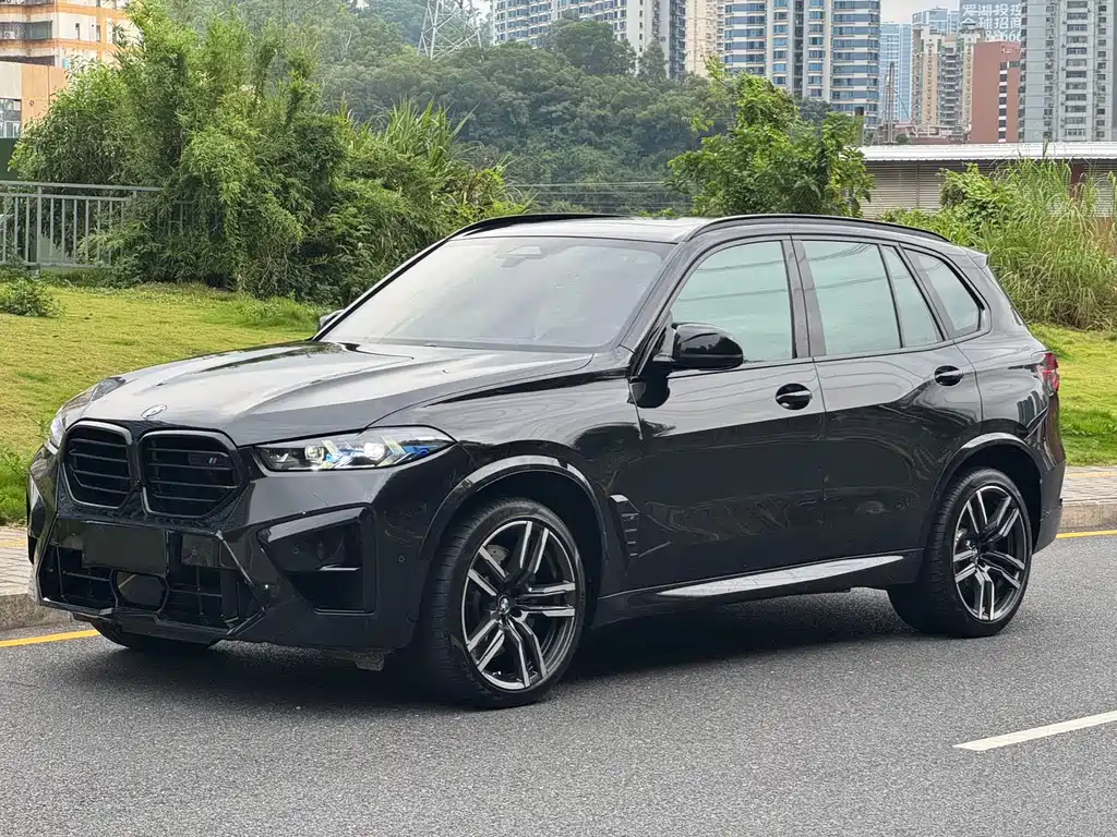 BMW X5 M 2024 — фото 1