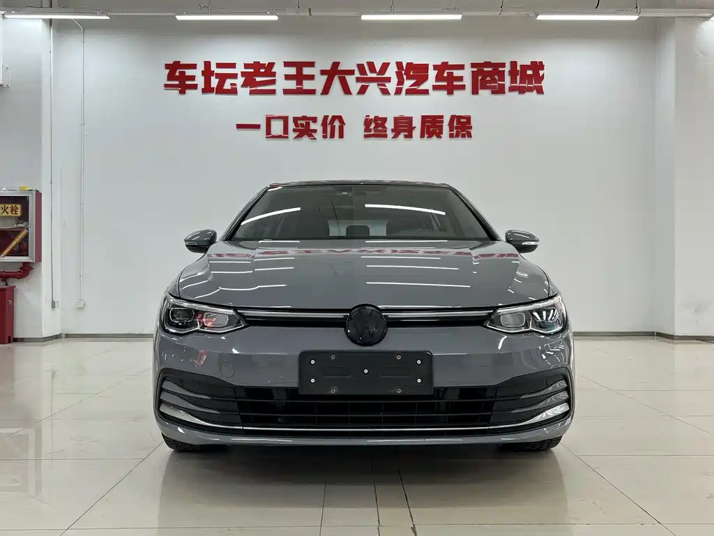 Volkswagen Golf 2021