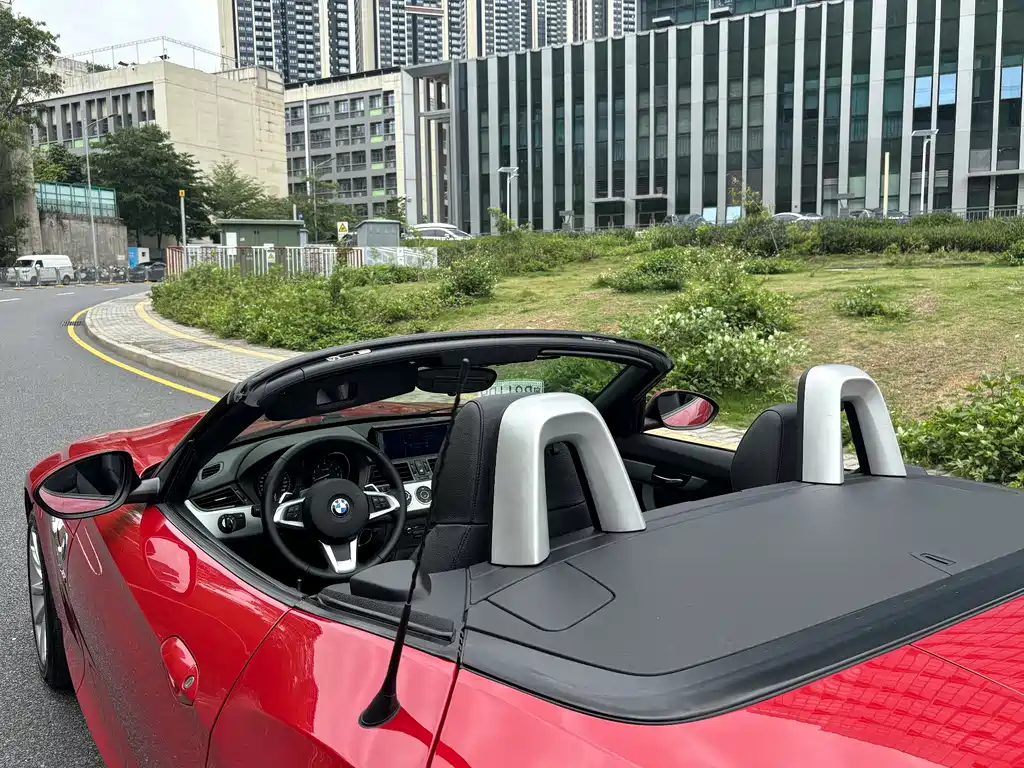 BMW Z4 2014 — фото 15