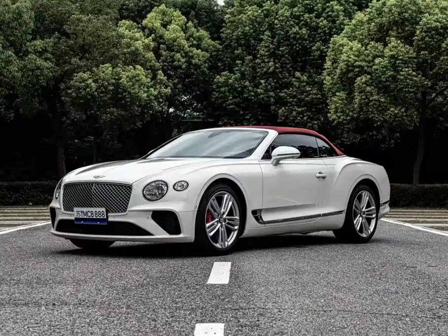 Bentley Continental 2023 — фото 1