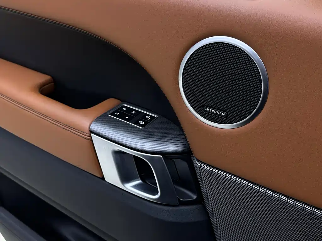 Land Rover Sport 2015 — фото 6