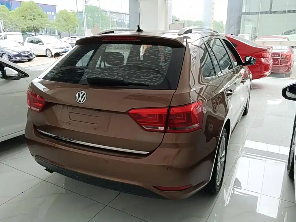 Volkswagen Gran Lavida 2016