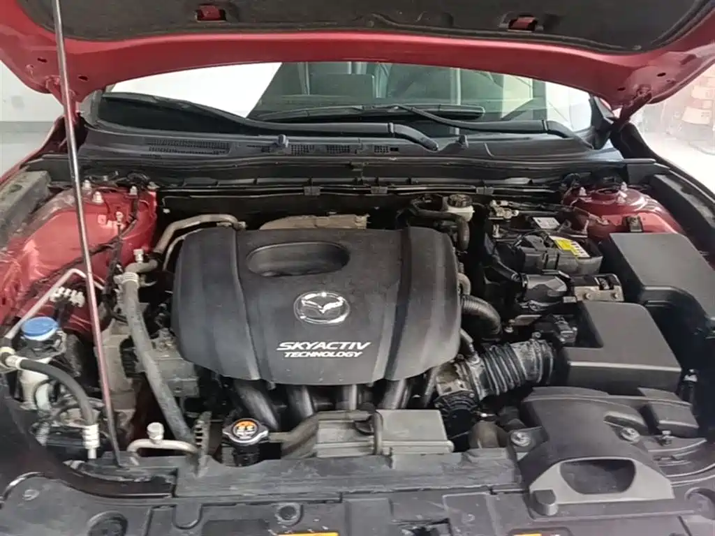 Mazda 3 Axela 2017 — фото 20