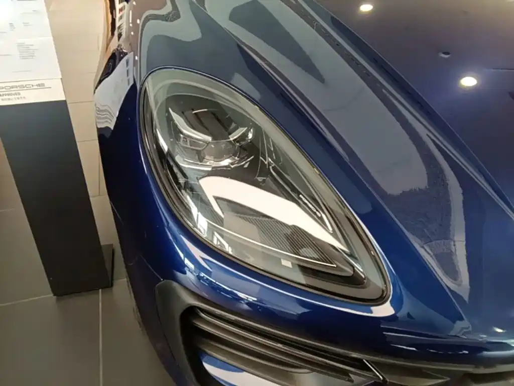 Porsche Macan 2023 — фото 13