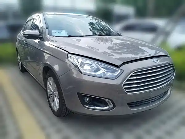 Ford Escort 2016