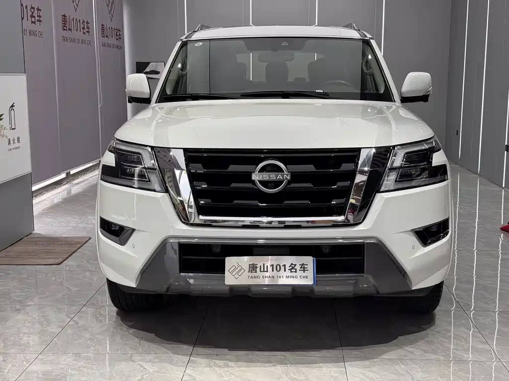 Nissan Patrol 2023 — фото 1