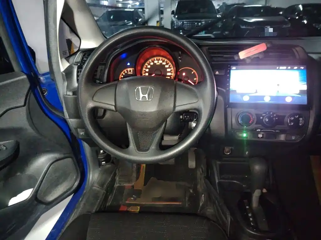 Honda Fit 2018 — фото 11