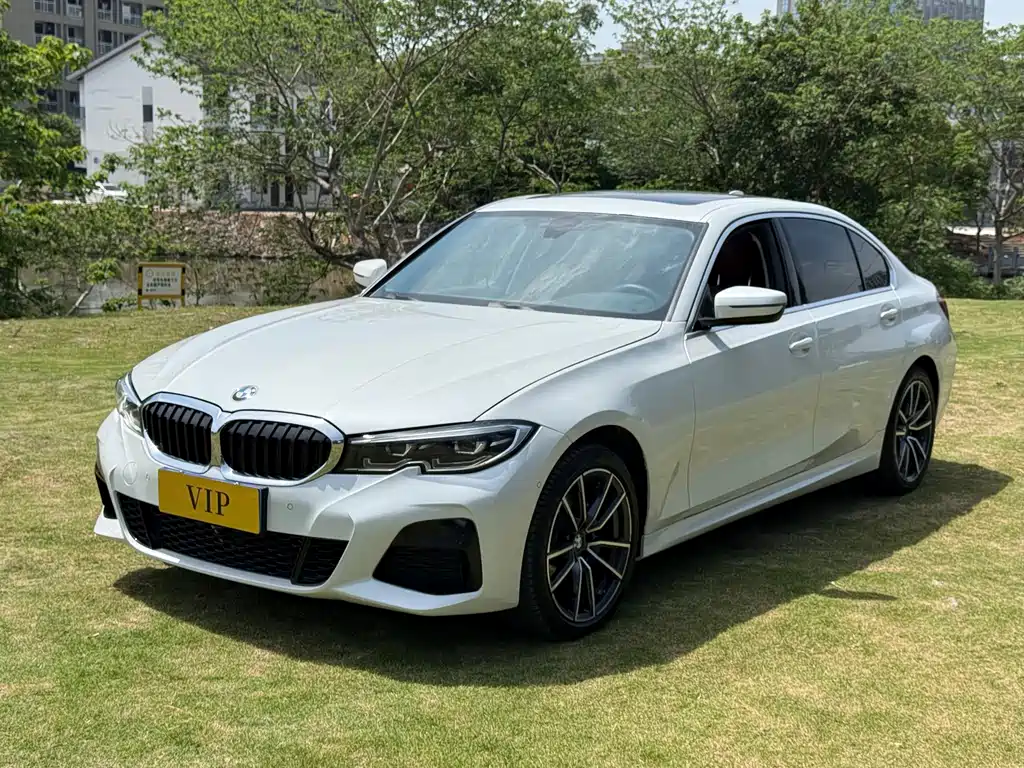 BMW 3 Series 2021