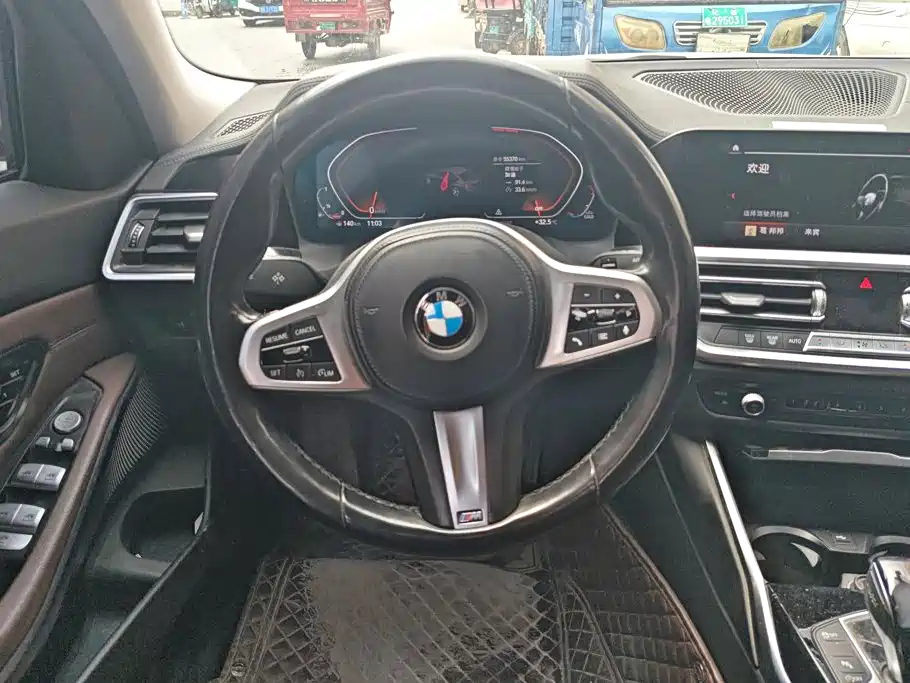 BMW 3 Series 2021 — фото 15