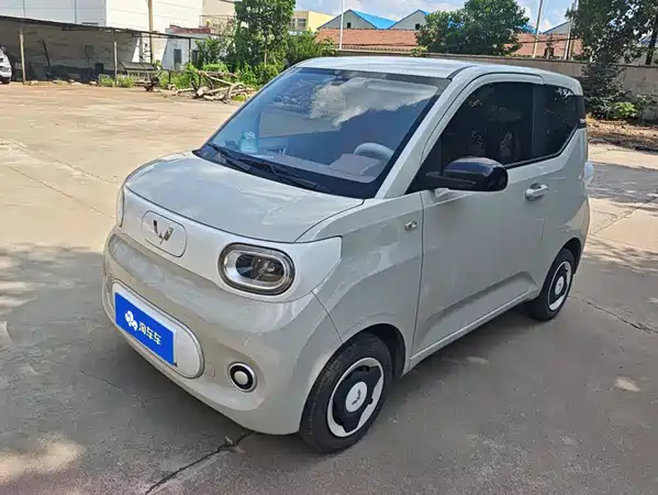 Wuling Hongguang MINIEV 2025