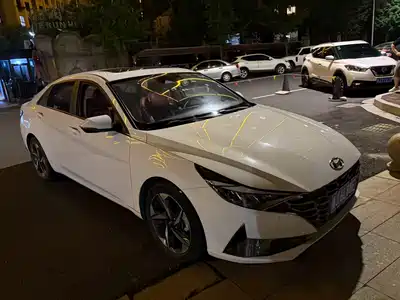 Hyundai Elantra 2021