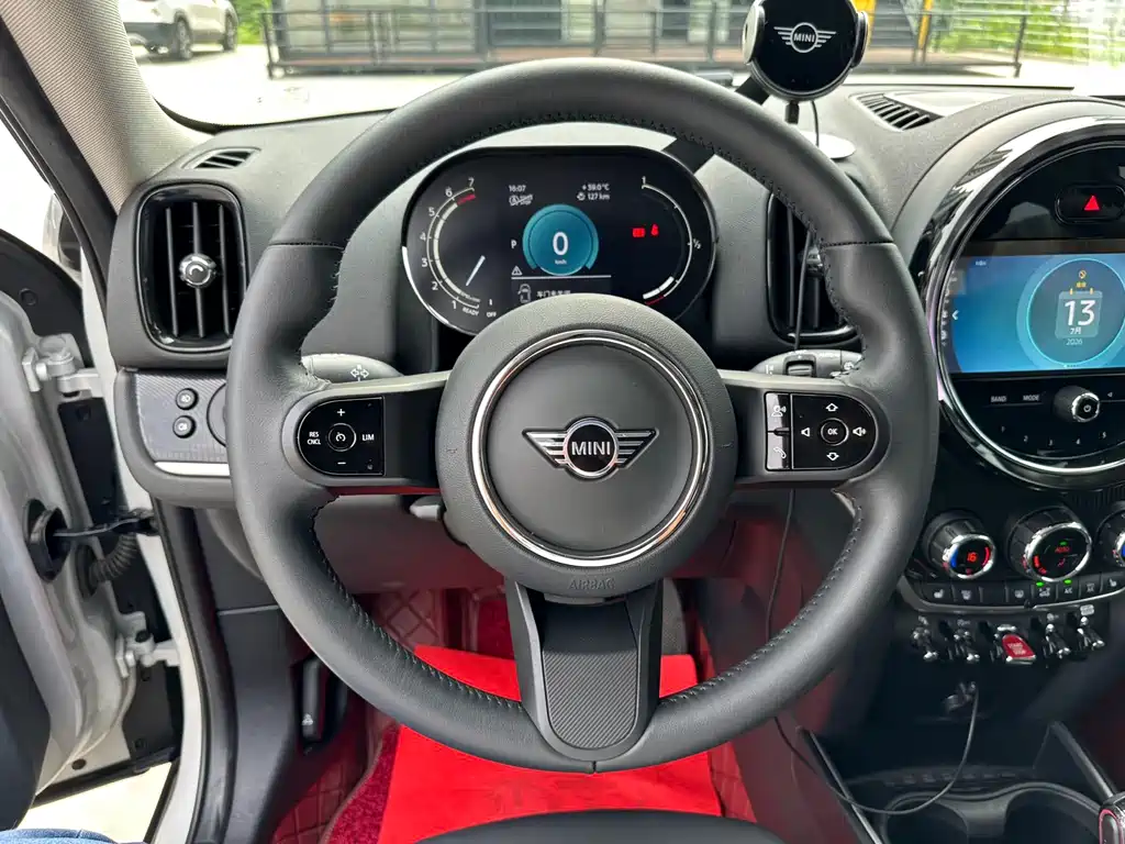 MINI Countryman 2023 — фото 14