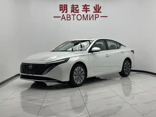 Nissan Teana 2026