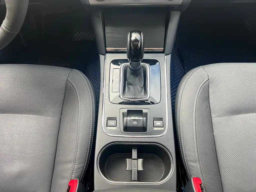 Subaru Outback 2017 — фото 17
