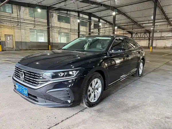 Volkswagen Passat 2023