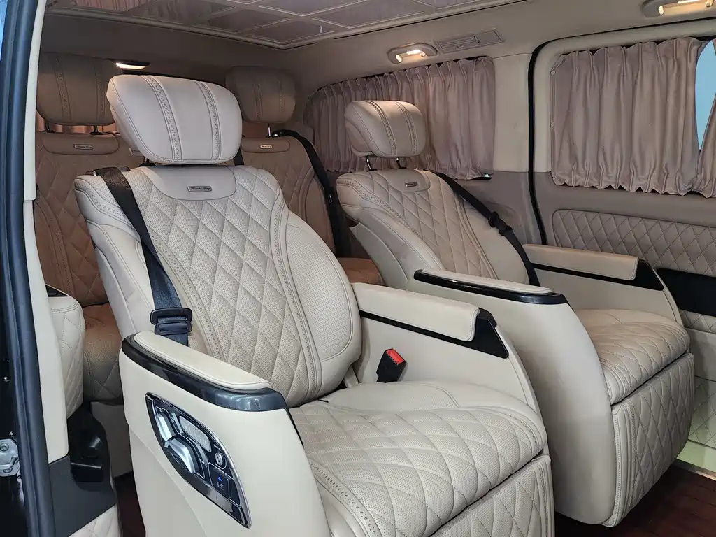 Mercedes-Benz Vito 2020 — фото 13