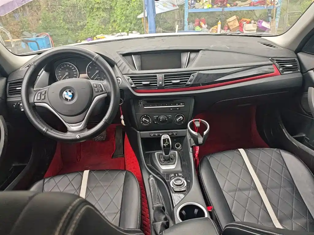BMW X1 2016 — фото 10