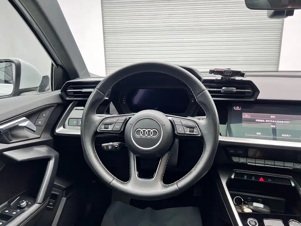 Audi A3 2023 — фото 10