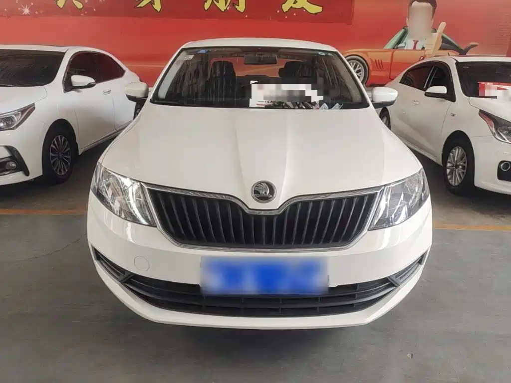 Skoda Rapid 2018 — фото 3