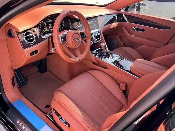 Bentley Flying Spur 2024