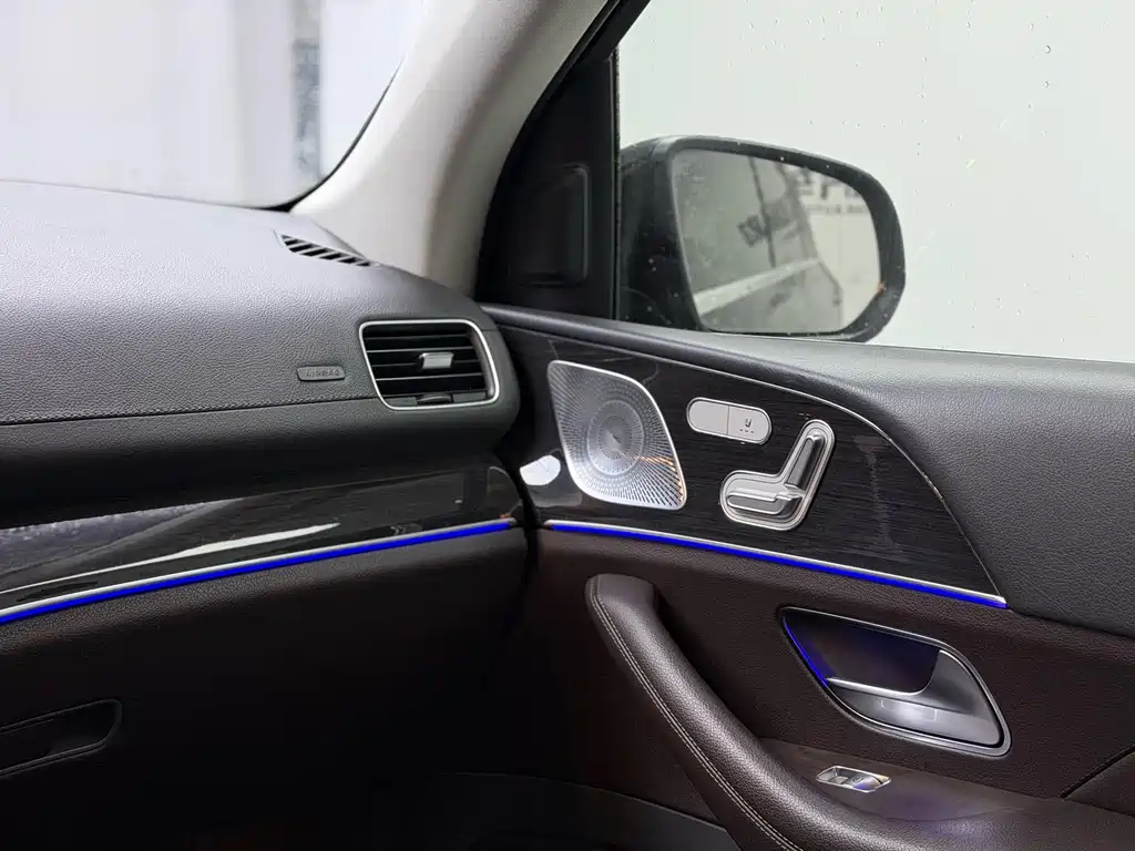 Mercedes-Benz GLE 2020 — фото 11