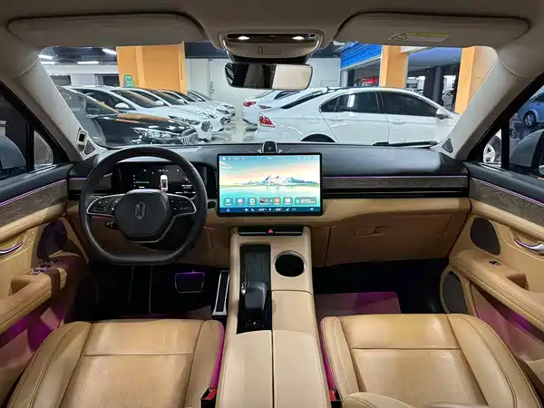 AITO M5 2022