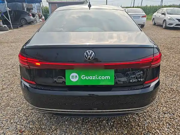 Volkswagen Passat 2023