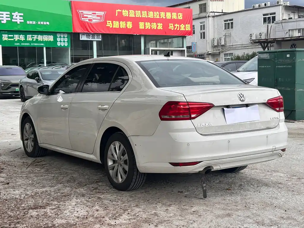 Volkswagen Lavida 2016